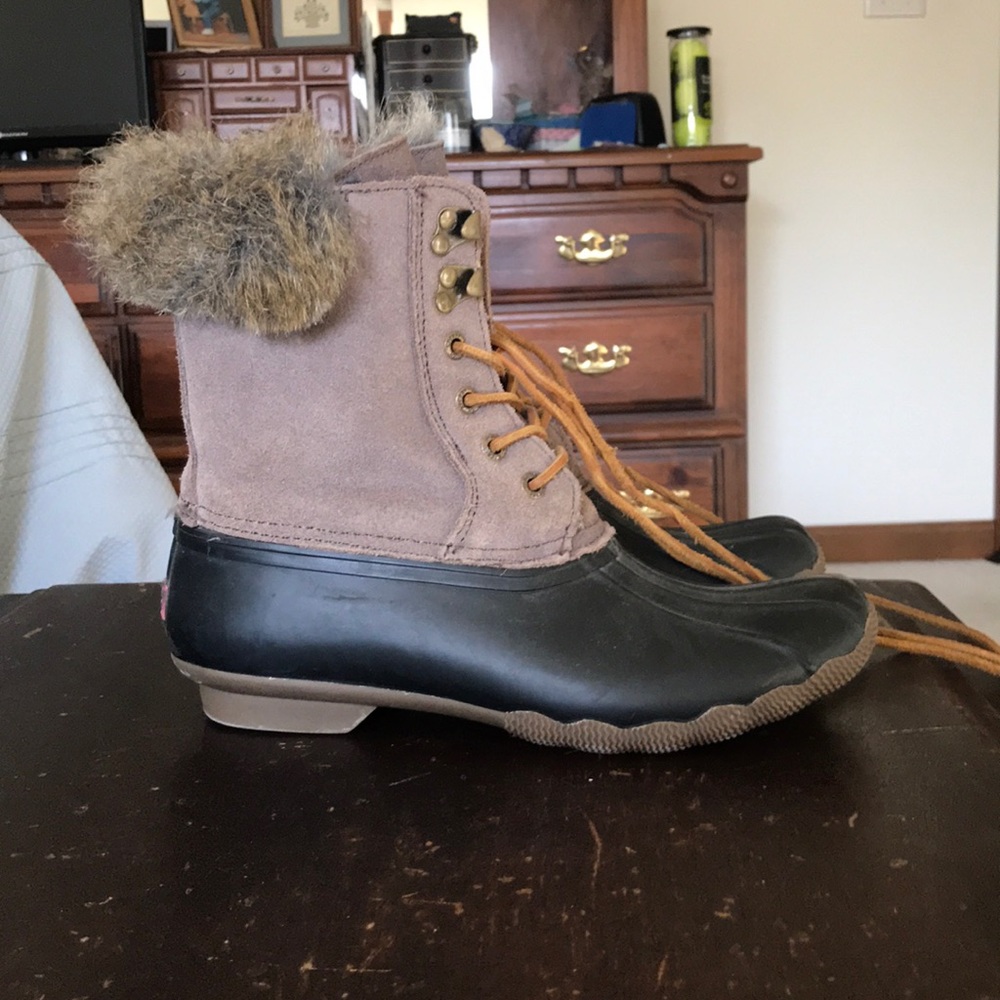 Women’s Sperry Duck Boot size 8